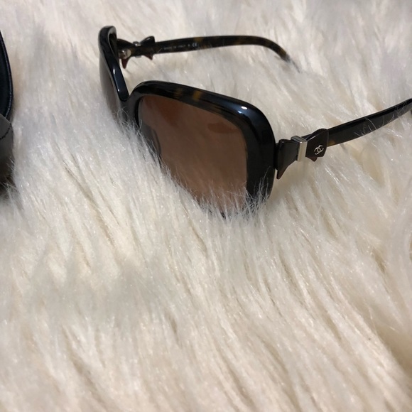 Chanel Bow-Embellished tortoiseshell CC Sunglasses - Picture 6 of 8